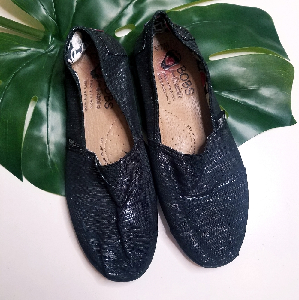 Bob's by Skechers Black Silver Heathered Moccasins Size 7.5